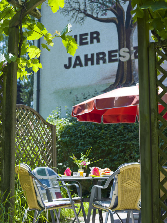 Hotel Garni Vier Jahreszeiten Bad Füssing Exteriör bild